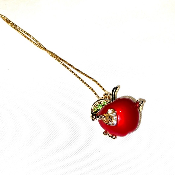 Betsy Johnson Red Apple Open me Necklace - Picture 12 of 16
